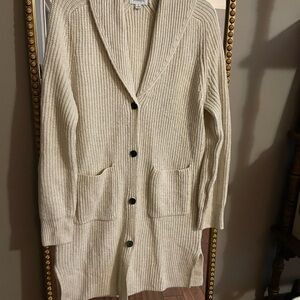 Evereve Cream Ribbed Knit Sweater/ size small